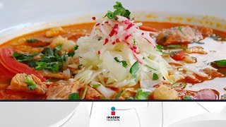 Receta de pozole de mariscos  Recipe seafood pozole [upl. by Durning]