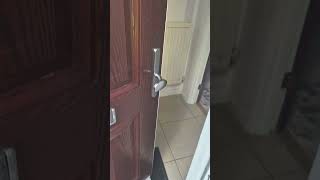 Yew Tree Rd London W12 0TJ  How to open front door [upl. by Nairrod]