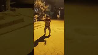 Yakıyor betonun dansı music keşfet [upl. by Yliram]