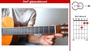 Dm7 akkoord gitaar [upl. by Ytsirhk176]