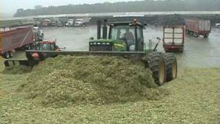 Grouser Products  Wisconsin  Corn Silage  Dozer Blade  John Deere  Versatile [upl. by Duahsar]