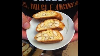 Cantucci la video ricetta della dellex pasticcere [upl. by Walford757]