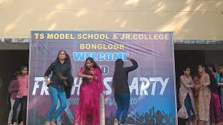 KAMALAMMA SONG VENNELA GROUP DANCE [upl. by Immas]