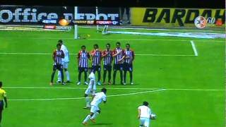 gol de javier cortez pumas vs chivas semifinales 15 mayo 2011 [upl. by Selbbep]