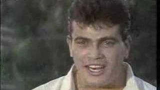 amr diab omal eih old clip [upl. by Collete]