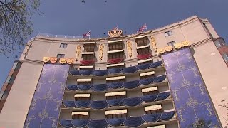 Dorchester Hotel recreates 1953 coronation regalia [upl. by Philipines249]