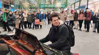 Are these the biggest Hits of 2023 Crazy piano medley in Munich shopping mall – Thomas Krüger [upl. by Stucker]