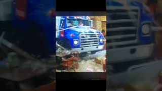 Semi Crashes Into Mels Diner [upl. by Gresham351]