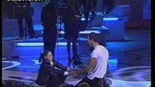 Enrique Iglesias  Volvere Tu vacio Siempre en Domingowmv [upl. by Sirad]