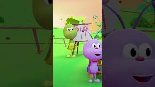 Saltamos el trampolin con MIMI Y TOTO 🎵 PARA NIÑOS  Bichikids bichikids shorts viral jugar [upl. by Placidia]