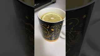 Lemon water for healthy body shortsfeed lemon water viralvideo viralshort shorts [upl. by Trinia]