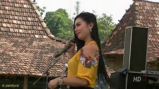 Acha Kumala  Luka Lama  New PANTURA 150418 [upl. by Yotal233]