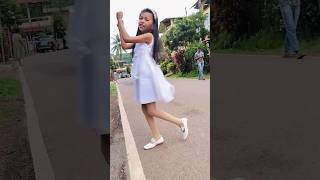 Mehlon ki Rani Hai 🫅🏻❤love song dance bijitasingha youtubeshorts shorts [upl. by Anamor]