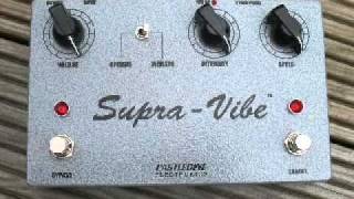 Uni Vibe univibe Supra  Vibe Castledine Electronics [upl. by Ahsiened]