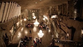 Turismo por el mundo las minas de sal de Wieliczka en Polonia [upl. by Essirahc427]