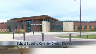 School board approves a consideration to close Mauston School District [upl. by Occor]