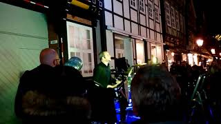 Oded Kafri auf dem Weihnachtsmarkt in Celle [upl. by Airod]