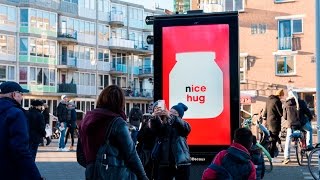 Food amp Beverage Nutella interactive panel gives out compliments  JCDecaux The Netherlands [upl. by Mauralia]