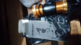 BOTTOM BRACKET HALOWTEC REPLACEMENT [upl. by Burkhardt582]