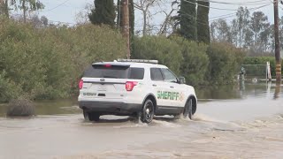 Porterville residents scrambling to get ahead of floods [upl. by Fahy]