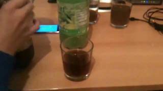 Cola Limetten Cocktail ohne Alkohol selber machen  ein Rezept [upl. by Anglo364]