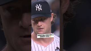 ¡TODOS DE PIE 👏 Los fanáticos de los Yankees se levantaron para aplaudir y agradecer a Gerrit Cole [upl. by Anetsirhc]