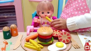 メルちゃん おままごと チーズバーガーセット  Mellchan Doll Cooking Toys  Cheeseburger Meal [upl. by Suollecram924]