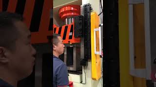 500 tons guideway hydraulic press [upl. by Reilly]