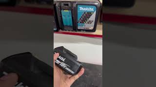 Makita Battery 40V 18V 12V Charging trending diy trend tools video viralvideo reels [upl. by Ornas813]