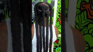 Comment Prendre Soin et Faire Pousser Ses Locs 11 [upl. by Kubis]