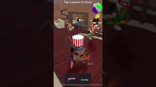 Well that was quick robloxmurdermystery2funnymoments robloxedits cake roblox cupcake funny [upl. by Gnah750]