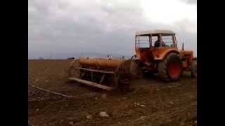 Hanomag robust 800 with old seeding machine [upl. by Nole661]