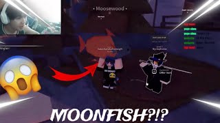 CATCHING A MOONFISH IN FISCH ROBLOX LEGENDARY [upl. by Yecak466]