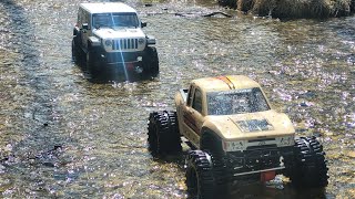 Scx6 Cliffhanger and Jeep Rubicon Trail Titans [upl. by Fernandes]