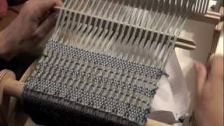 How to do a Leno Lace Pattern on a Rigid Heddle Loom with PattyAnne [upl. by Weinman732]