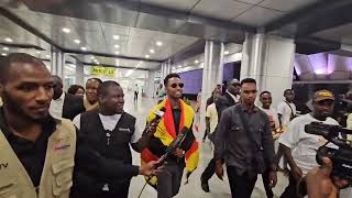 Israel Mbonyi arrives in Uganda for a concert [upl. by Penn]