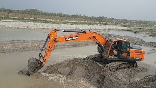 Doosan Crawler Excavator Working on Sandy Place  Dozer Video [upl. by Inaluahek]