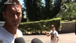 Totti a Villa Stuart dal Prof Mariani caviglia ok [upl. by Courtnay]