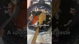 Vodka free Gigi Hadid pasta tomato recipe food pasta gigihadid viralshorts sober [upl. by Meerak]