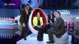 Wetten dass  NagellackWette Nail polish bet  Tom Hanks Halle Berry [upl. by Delos]