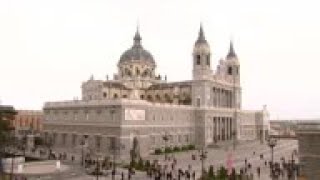 Almudena Cathedral bells pay tribute to Notre Dame [upl. by Aneetsirk]