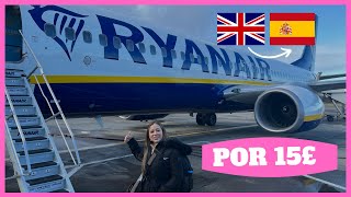 ¿Cómo es viajar en una aerolínea quotLOW COSTquot por EUROPA RYANAIR  UK  Aranza Mendizabal [upl. by Auop827]