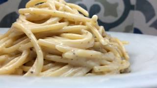 CACIO E PEPE  BASTANO 2 INGREDIENTI CUCINANDOMELAGODO RICETTA IN DESCRIZIONE [upl. by Felike]