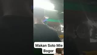 Makan Soto Mie Bogor [upl. by June220]