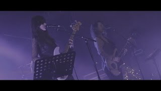 Warpaint live quotSo Goodquot Berlin Nov 01 2016 [upl. by Chrysler]