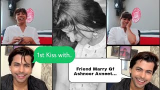 Siddharth 1st kiss  Avneet Jannat Ashnoor Marry Friendzone Gf  Siddharth LIVE [upl. by Eisnil]