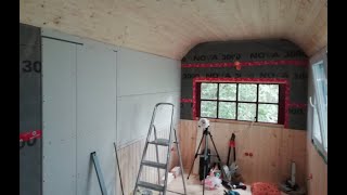 Bauwagen Innenausbau Teil 1 Isolierung und Holzvertäfelung I Tinyhouse [upl. by Kauslick]