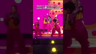 🇪🇸 Spains first rehearsal on Junior Eurovision 2024 Chloe DelaRosa  Como la Lola [upl. by Keven]