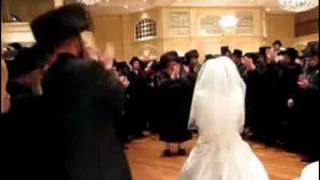 Munkatch Rebbe Mitzvah Tantz [upl. by Alywt]