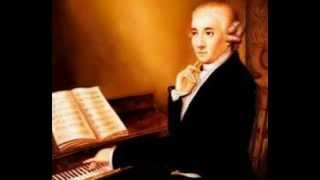 Joseph Haydn Symphony No100 2nd mouvement [upl. by Spoor]